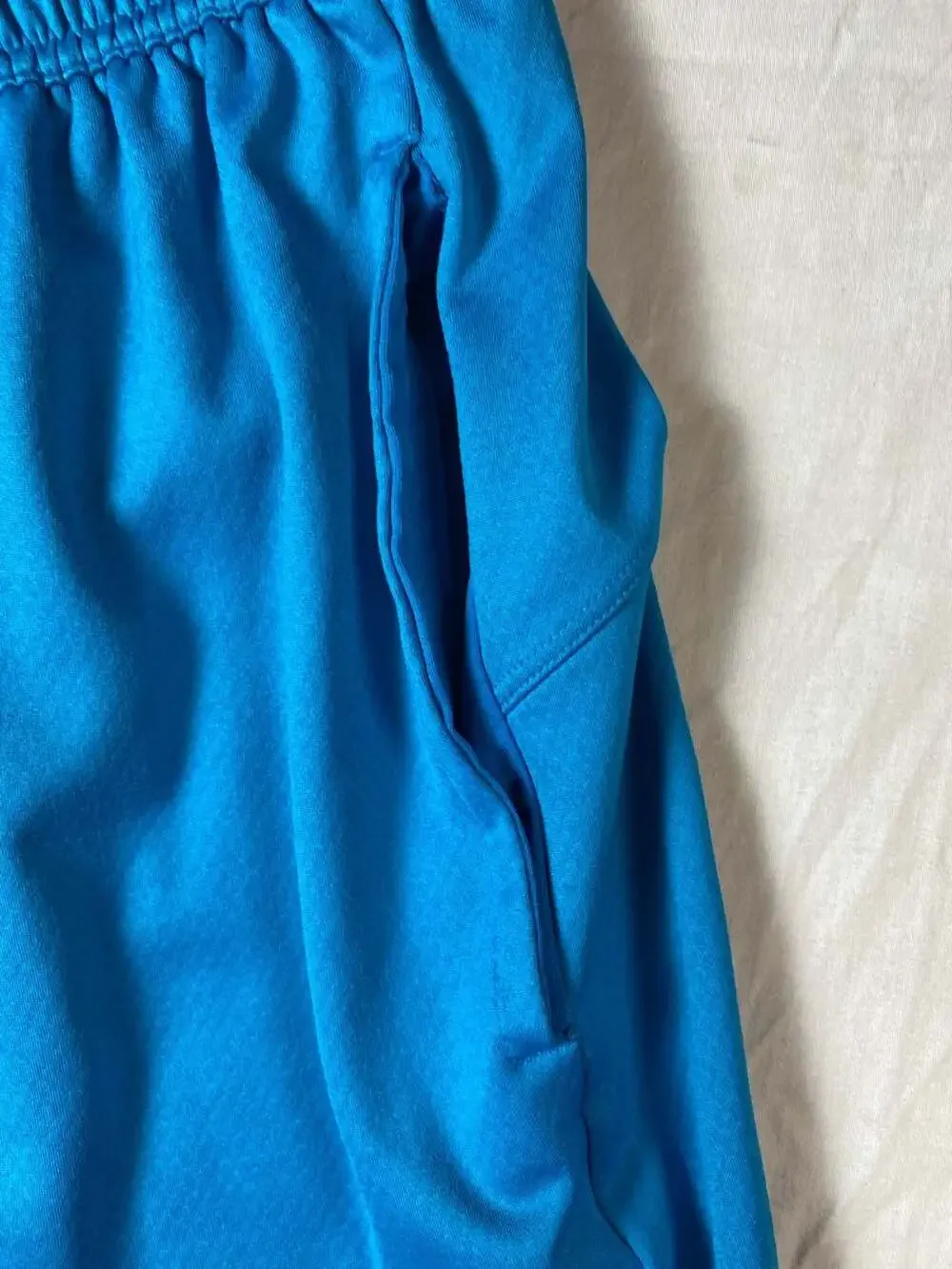 Adidas Men's Clima Cool Shorts Bright Blue Size XL (1277)